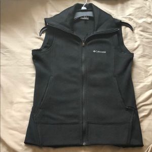 woman’s Columbia vest